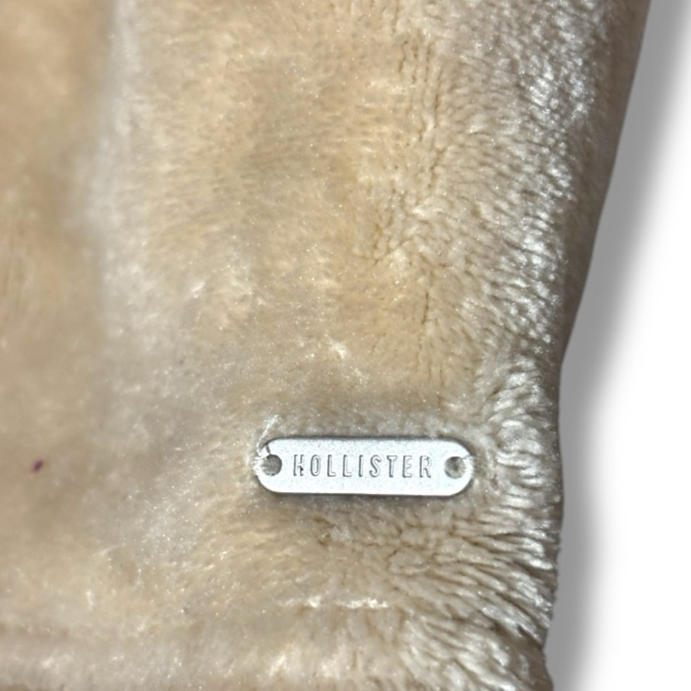 Hollister Super Soft Large Cozy Tan Faux Fur Quarter-Zip Pullover Fleece - Picture 9 of 15